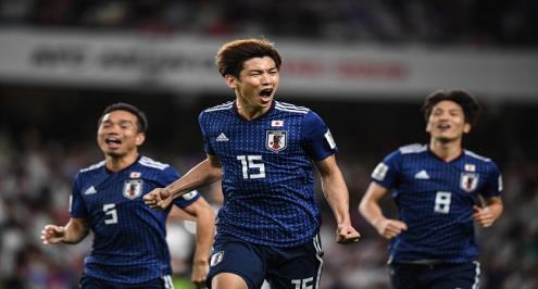 تحقيق.. مدرب اليابان يقف على بعد خطوة من تحقيق وعده في كأس آسيا 2019 
